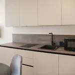 Ξενοδοχείο με διαμερίσματα Goldoni 6 Ρίμινι
