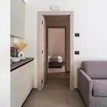 Goldoni 6 Ξενοδοχείο με διαμερίσματα Ρίμινι