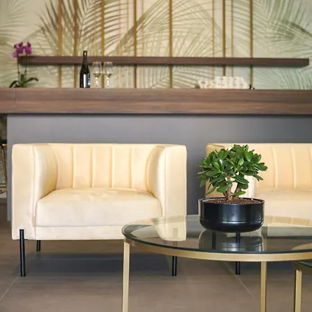 Apart-hotel Goldoni6 Rimini