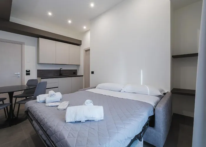 Apart-hotel Goldoni6 4*