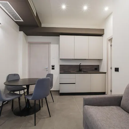 Goldoni6 Apartmanhotel 4*