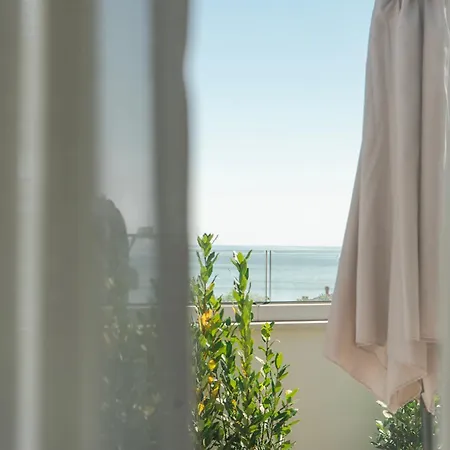 Goldoni 6 4* Rimini